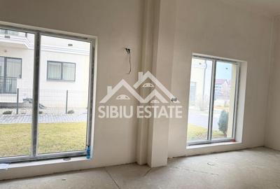 Spatiu comercial nou 66 mp cu teren propriu 41 mp si  2 locuri parcare - 7