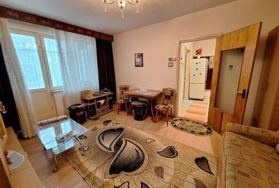 Apartament 2 camere semidecomandat , zona Garii - 1