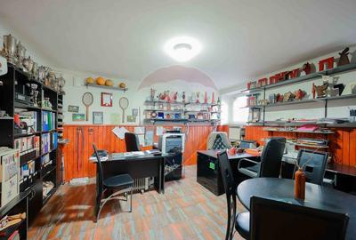 Spațiu comercial de vânzare situat ultracentral, str. George Enescu - 8