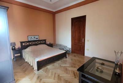 Vând apartament 4 camere ultracentral 170 mp et 2 - 6