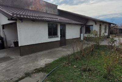 Teren 1700 mp, deschidere 18,40 ml, cu casa la strada principala - 3