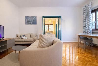 Apartament cu 2 camere semidecomandat, mobilat în Moșilor