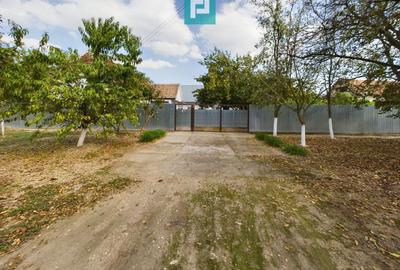 Casă cu teren 2877 mp, orașul Ineu - 11