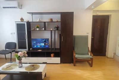 Apartament cu 2 camere semidecomandat în Națiunile Unite