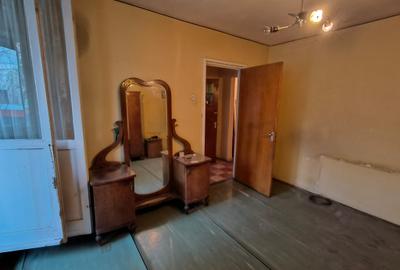 Apartament cu 3 camere decomandat în 1 Decembrie 1918