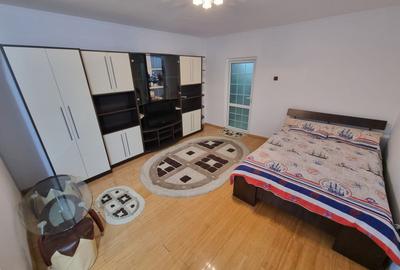 Garsoniera zona Km 4 - 1