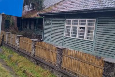 Vand cabana cu 6 camere,Lunca Bradului,zona centrala,teren 1500mp,la strada 70m. - 3