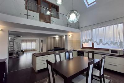 Casa 3 camere 2 bai garaj zona Strand - 1