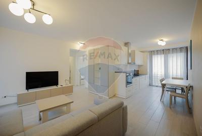 Apartament cu 3 camere nedecomandat, mobilat în Ultracentral