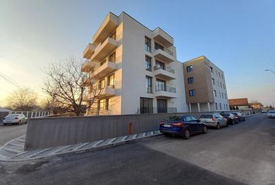 Ultimul apartament  decomandat , etaj 3 , negociabil , nu se aplica tva - 2