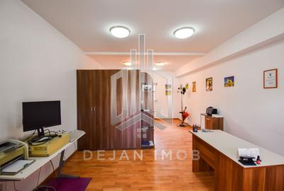 POLICLINICA PARTISA | 318 mp | Zona Centrala - 10