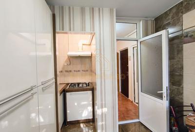 Apartament 3 Camere Decomandat ICIL GARĂ Liceul Ovidius la 2 Pași - 9