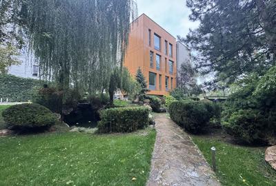 Apartament impresionant cu vedere catre lac, piscina comuna, finisaje premium - 2