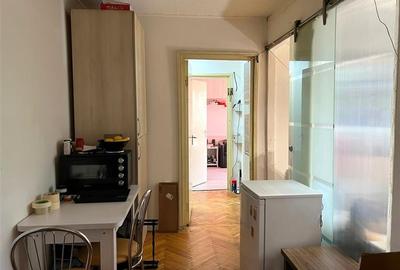 Apartament - 2 camere - decomandat - Astra - 2