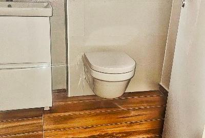 Proprietar vand casa noua, cu trei dormitoare trei bai, trei balcoane - 3