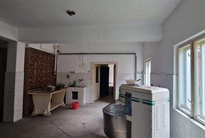De vanzare casa(fosta brutarie) in Ernei, Mures - 8