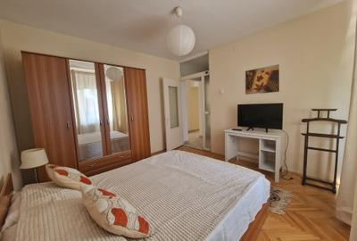 Apartament cu 2 camere decomandat, mobilat în Tătărași