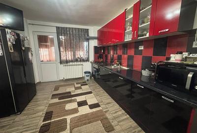 Apartament 4 camere de vanzare zona centrala Tulcea - 11
