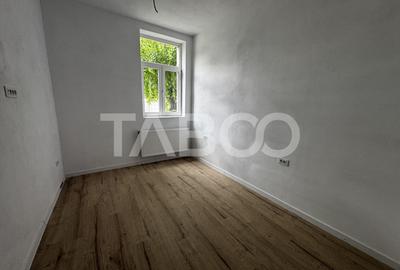 Apartament renovat complet la casa 3 camere 60 mpu Piata Cluj Sibiu - 8