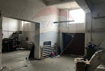 Spatiu comercial de inchiriat zona Intim Arad