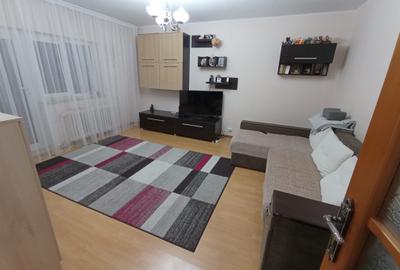Apartament cu 2 camere decomandat, mobilat în Frumoasa