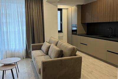 Apartament de doua camere mobilat de lux