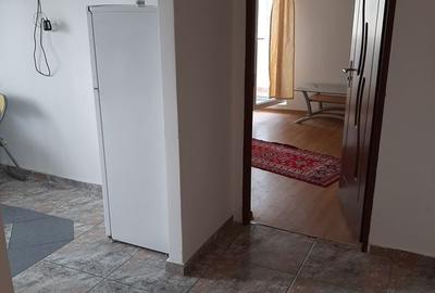 Apartament cu 2 camere decomandat, mobilat în Dacia