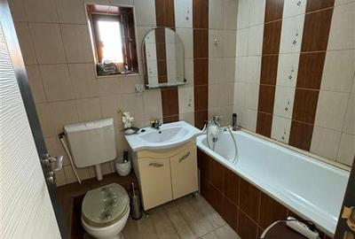 Apartament 4 camere, etaj 3 cu acoperis, nemobilat - 12