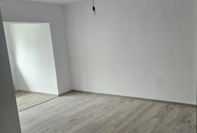 Garsoniera renovata, zona Bartolomeu - 1
