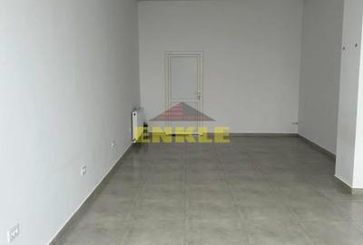 De inchiriat Spatiu Comercial, zona Luceafarul - 3