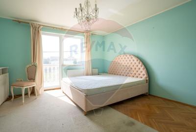 De vânzare Casă spațioasă cu teren 1.000 mp Beverly Hills, Sanmartin - 8