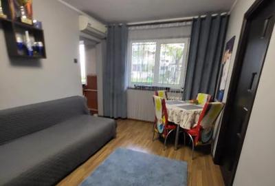 ► Scoala 8 - 2 Camere semiDecomandate 34m² Mobilat Utilat Izolat Loc de Parcare - 1