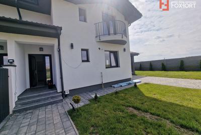 Duplex de vanzare cu 3 camere si teren de 309 mp - Recas - 9