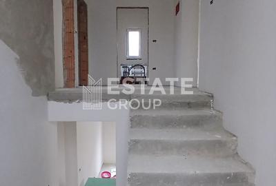 Duplex cu 5 camere în Dumbrăvița