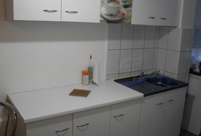 Crangasi, 3 min. metrou, semistradal,bloc mixt,et. 1/4! - 5