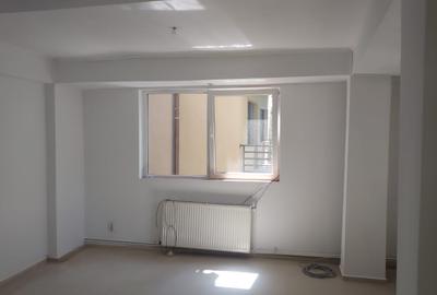 Mihai bravu-metrou,et1 in vila,2 cam,85 mp.centrala proprie,,nemobilat,500 euro - 2