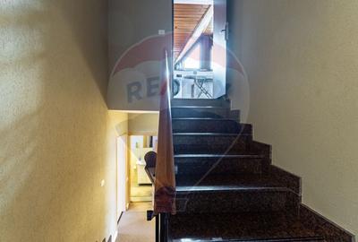 Casă spațioasă 350 mp utili, Teren 650 mp, Garaj subteran, Tractorul - 41