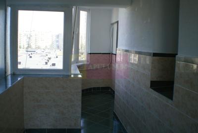 Apartament 3 camere pe bd Decebal - 3
