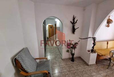 Apartament 3 camere decomandat, zona Aradului - 5