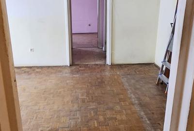 Apartament 2 camere b-dul Victoriei, etaj 4/8, insorit, priveliste peisagistică - 5