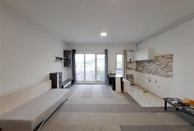 Apartament cu 2 camere semidecomandat, mobilat în Florești