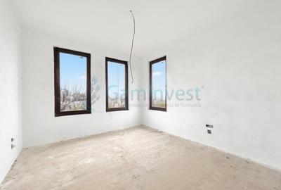 Casă individuală cu 5 camere în Rogerius