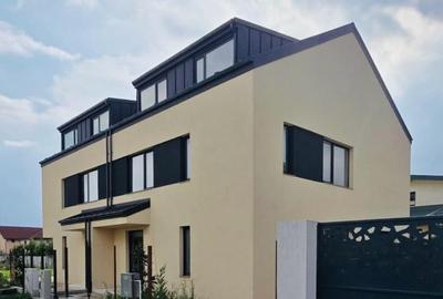 Casă individuală cu 5 camere în Central