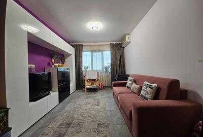 Careffour Bratianu Bloc Nou 3 Camere Decomandat Mobilat Modern Vedere Panoramica - 1