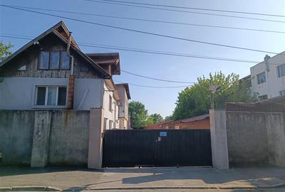 Casa si Hale productie si depozitare teren 2233 mp Fundeni - 1