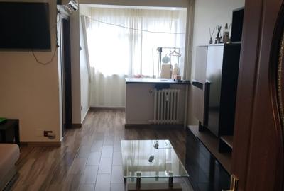 Dristor, garsoniera, 1 minut metrou, 300 euro, PET FRIENDLY, mobilata, utilata - 9