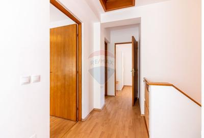 Vanzare Vila Familiala Azur Pipera, 4 cam 120mpu, curte mare, 2XP - 17