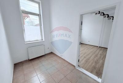 Spatiu de birouri de 80 mp de inchiriat pe str. Petofi Sandor - 3