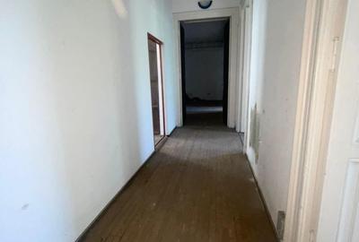 Imobil istoric de vânzare în Centrul Vechi, București. INVESTITTIE. 3.590.000 E - 20