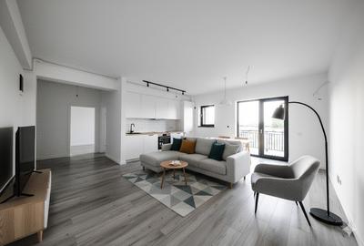 Apartament cu 2 camere decomandat în Torontalului